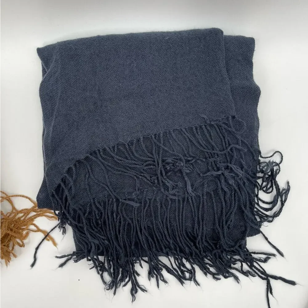 BCBGeneration scarf bundle